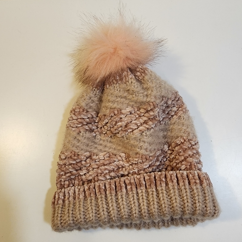 Pom pom beannie Winter hat OS - Picture 4 of 7